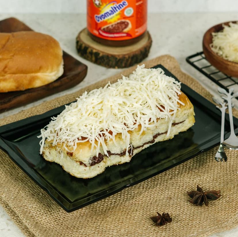Roti Ovomaltine Keju / Mozarella
