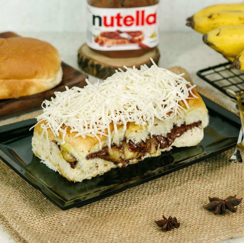 Roti Pisang Nutella / Ovo Keju