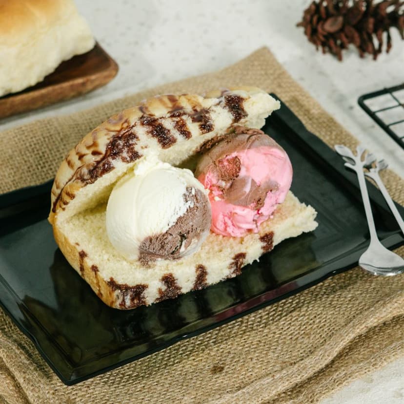 Roti Es Krim